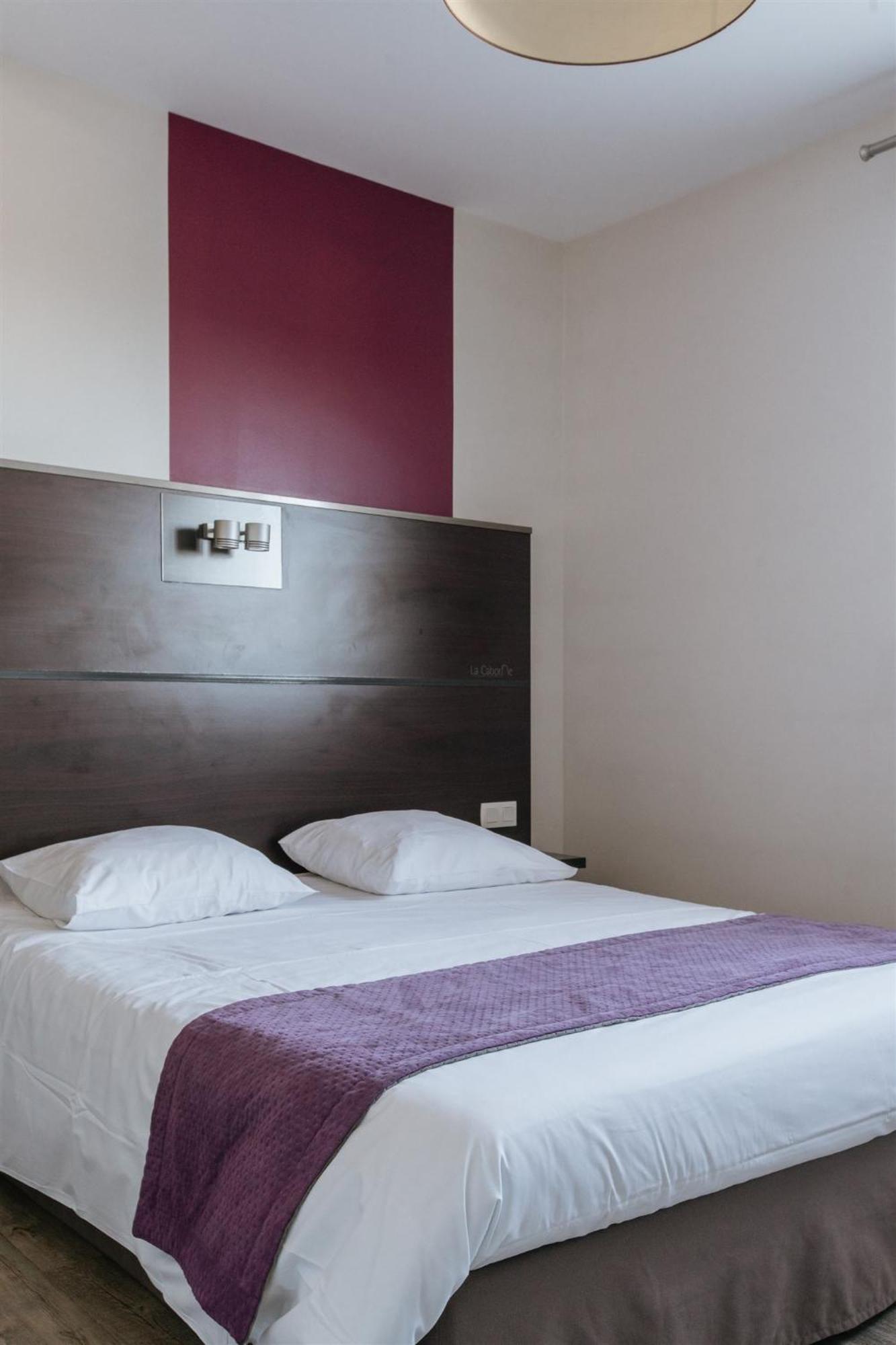 Hotel-Restaurant La Caborne Limonest Zewnętrze zdjęcie