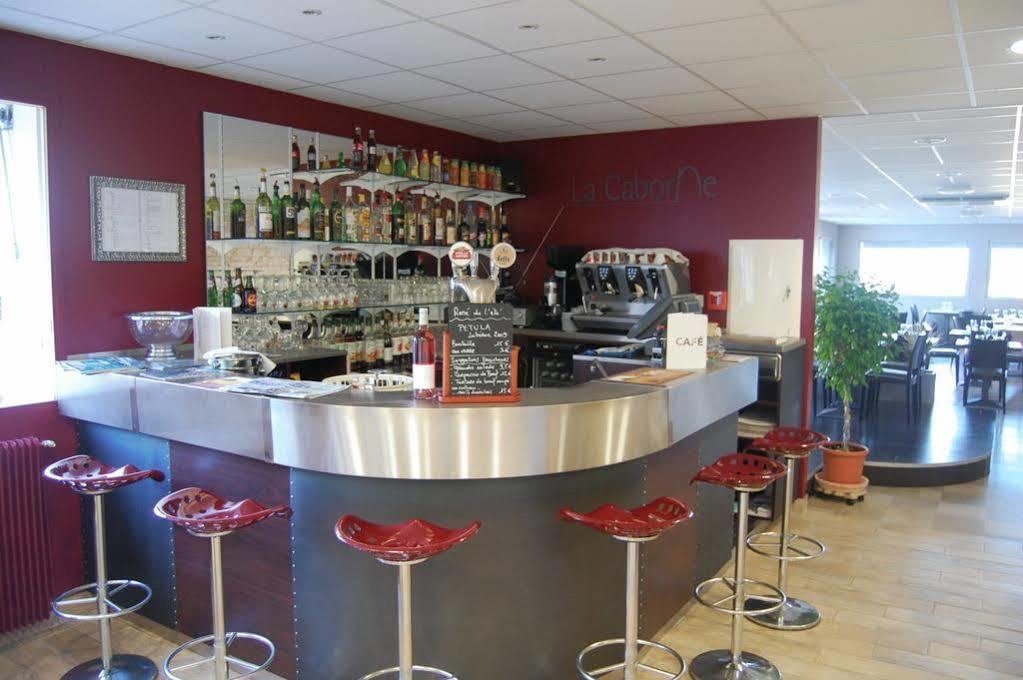 Hotel-Restaurant La Caborne Limonest Zewnętrze zdjęcie