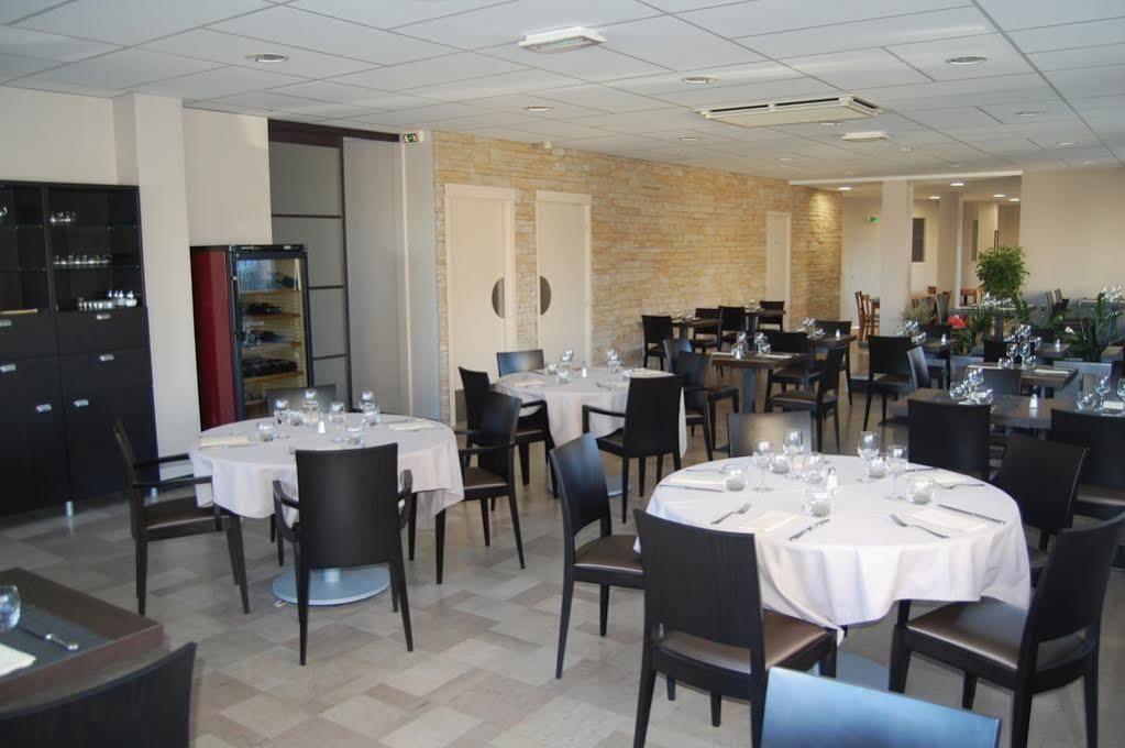 Hotel-Restaurant La Caborne Limonest Zewnętrze zdjęcie